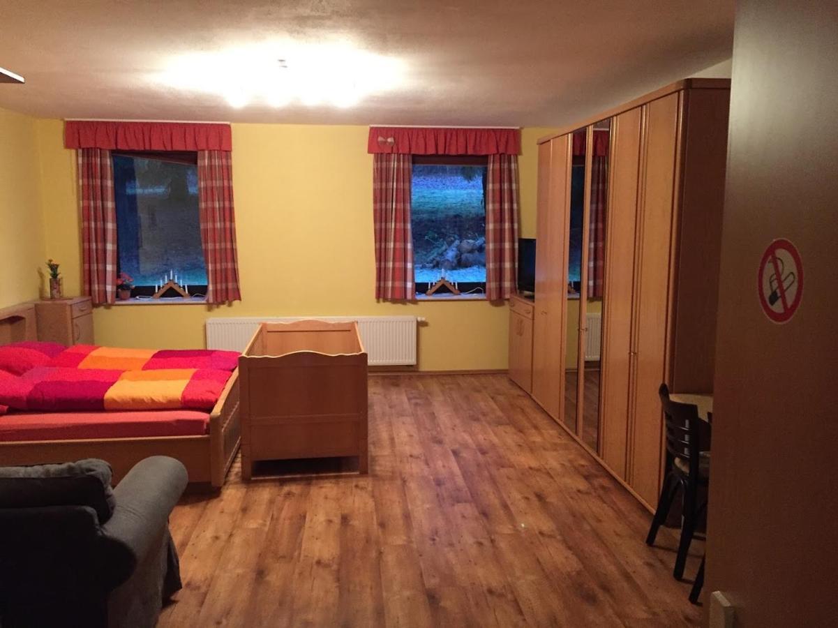 Pension Poehlbergblick Annaberg Экстерьер фото